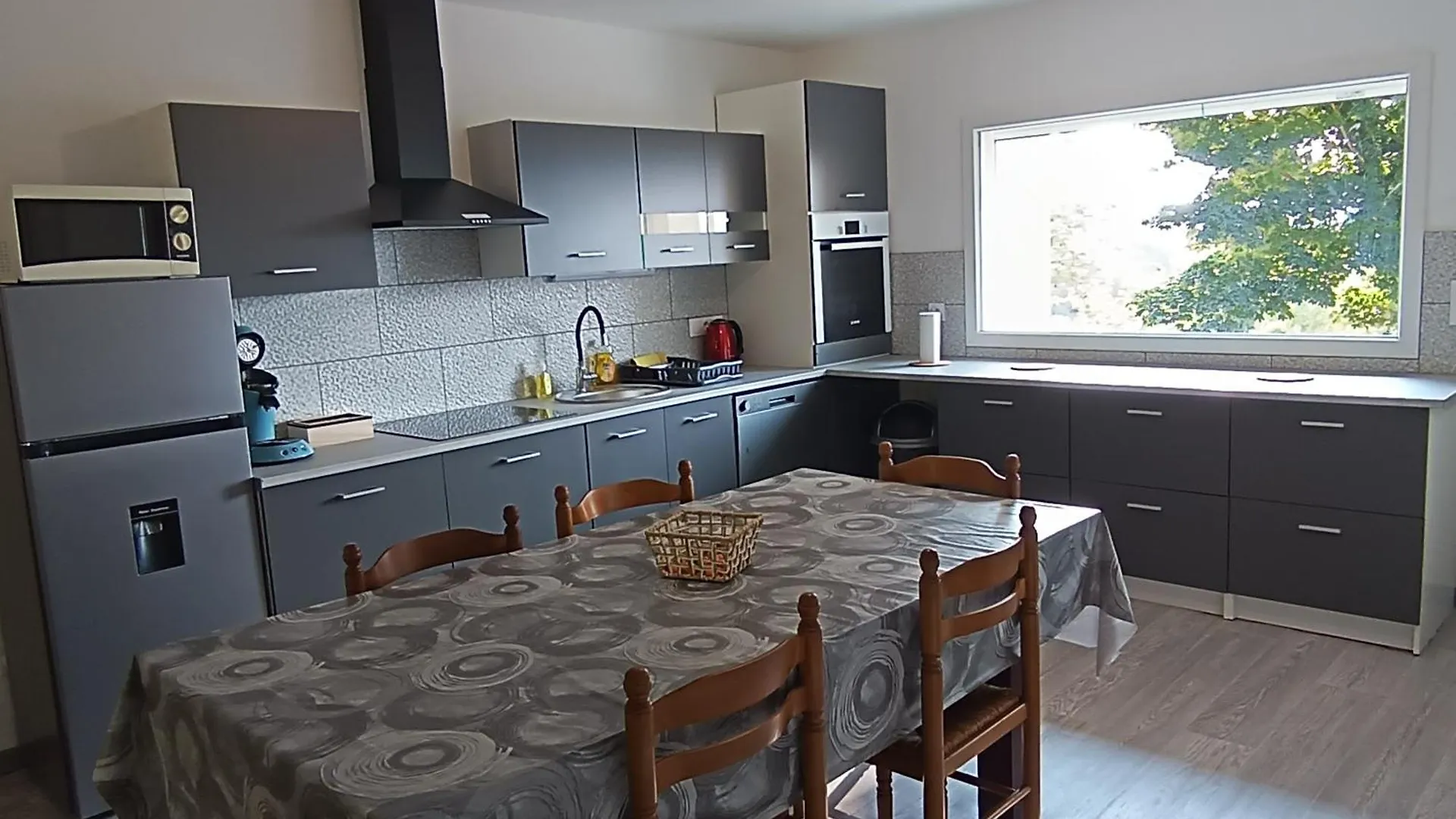 Appart Complet 3 Chambres Calme Facture Et Repas Possibles Beausemblant