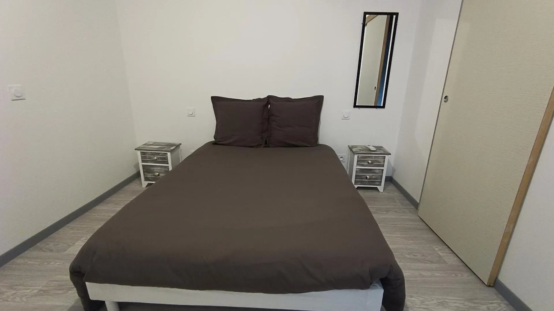Appart Complet 3 Chambres Calme Facture Et Repas Possibles Beausemblant Francie
